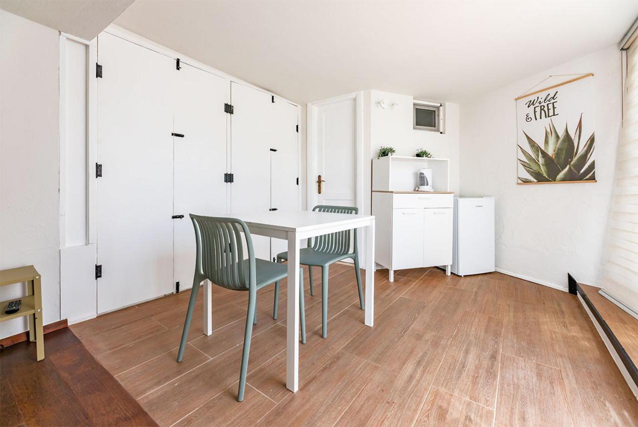 Villa Corralejo Bay Beachfront Corralejo By Holidays Home Екстериор снимка