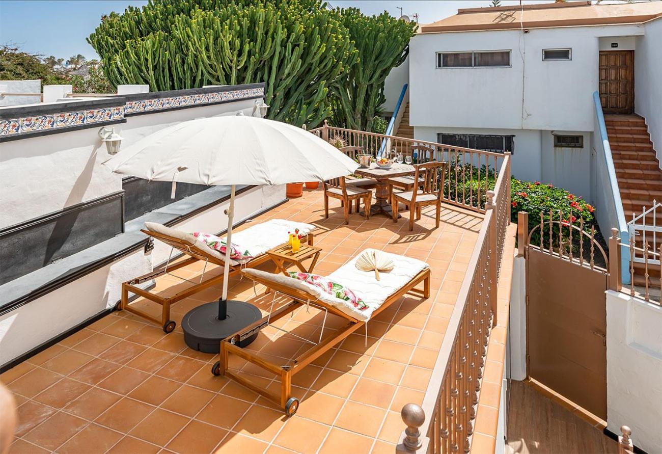 Villa Corralejo Bay Beachfront Corralejo By Holidays Home Екстериор снимка