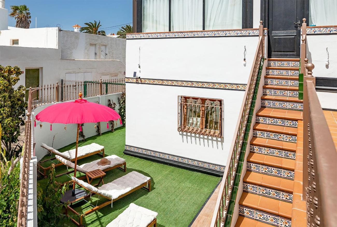 Villa Corralejo Bay Beachfront Corralejo By Holidays Home Екстериор снимка